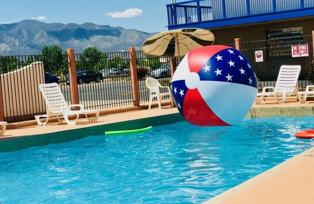 Motel 6 Canon City, CO