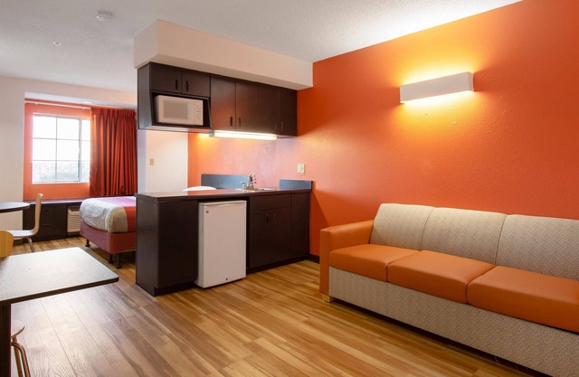 Motel 6 El Paso, TX - Southeast