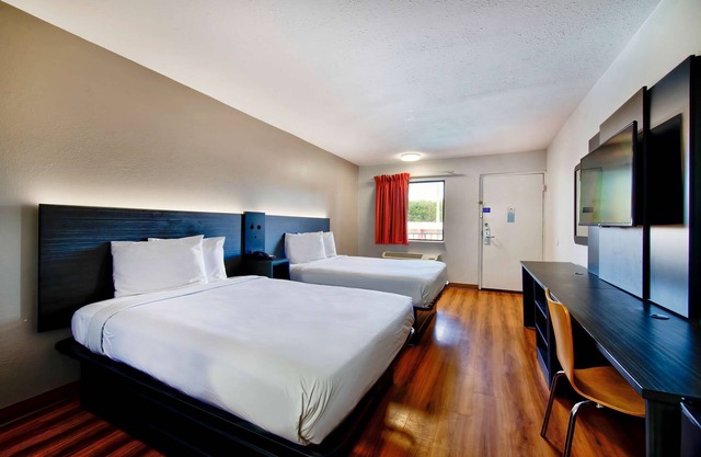 Motel 6 Gainesville, GA