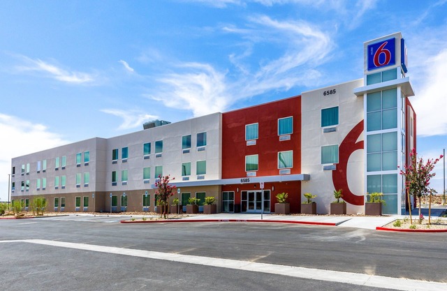 Motel 6 Las Vegas, NV - Motor Speedway