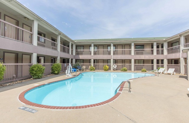 Motel 6 Little Rock, AR - Airport