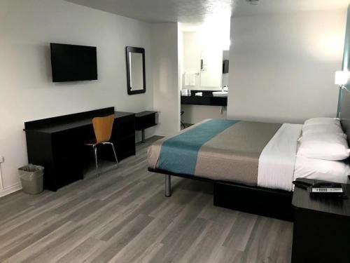 Motel 6-Metropolis, IL