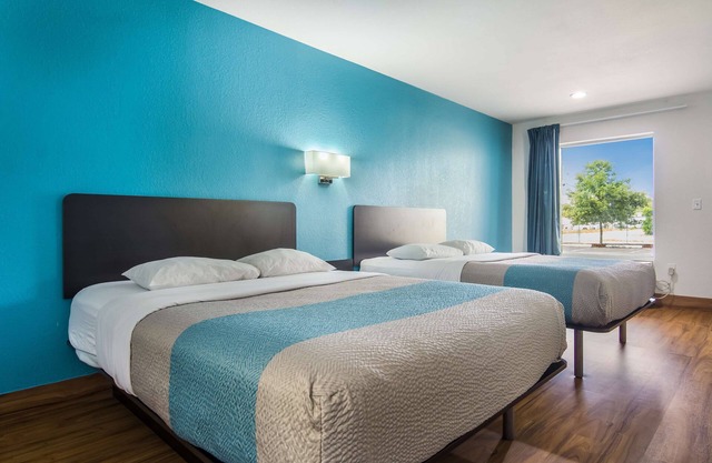 Motel 6 Pensacola, FL - NAS