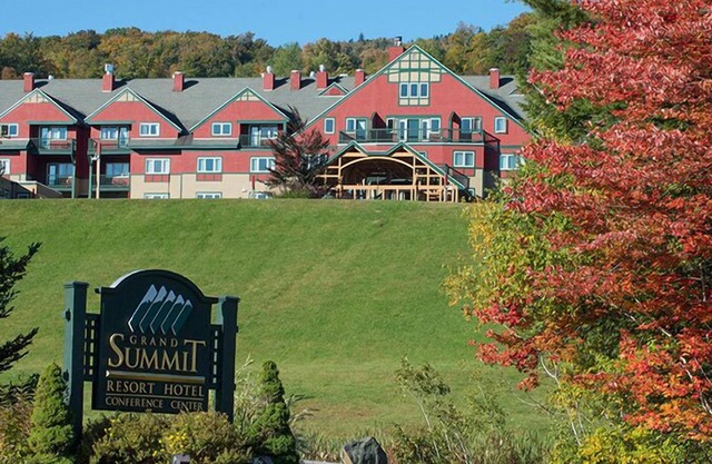 Mount Snow Grand Summit Resort