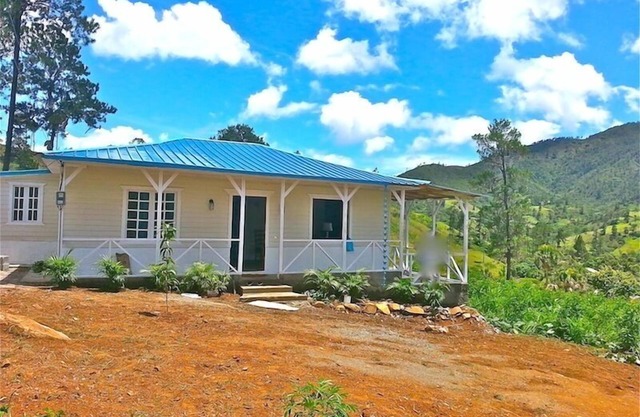 MOUNTAIN COTTAGE LOCATED IN SMALL VILLAGE 25 MIN FROM SAN JOSE DE OCOA