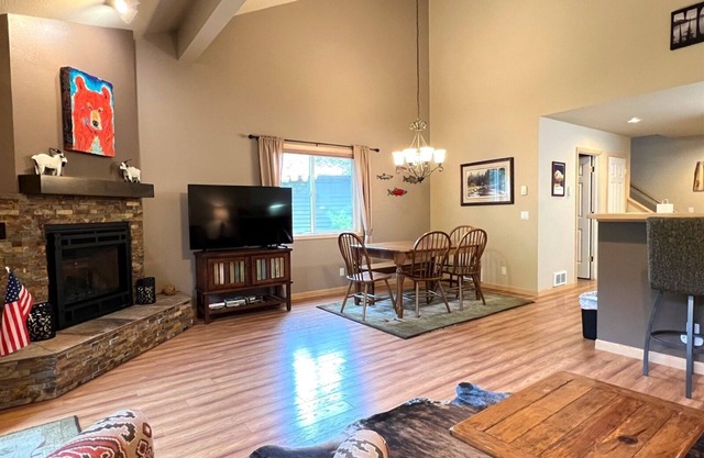 Mountain Harbor Tranquil Cove | 2 Bed, 2.5 Bath