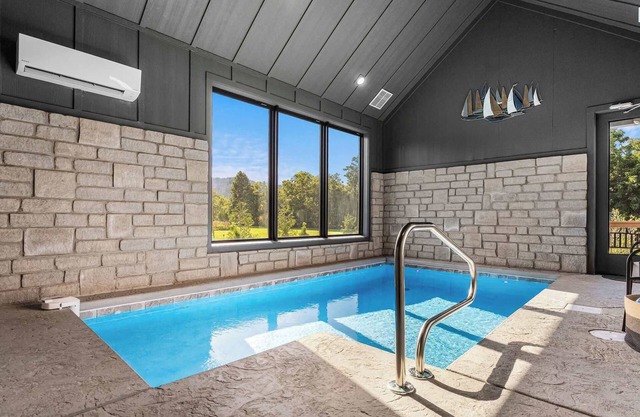 Mountain Luxury, Private Resort Style Amenities