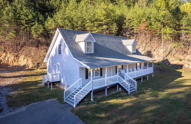 Mountain View-Fire Pit-Open Covered Porch-Wifi