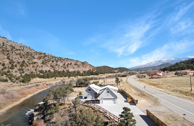 Mountain-View Home & Cabin on Arkansas River - Dog-Friendly & RVs welcome