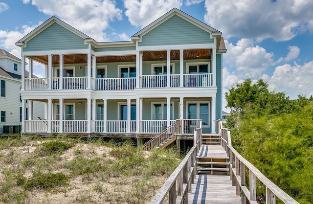 Mr Bugs Summer House by Peace Vacations