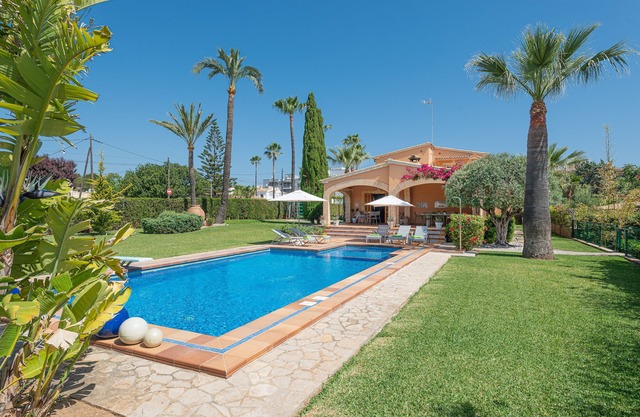 MULHOLLAND VILLA - Spectacular villa with private pool and free WiFi.