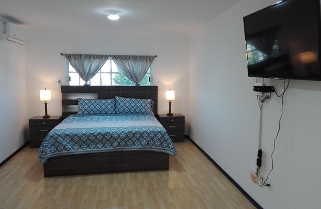MV Suites Suc. Capilla