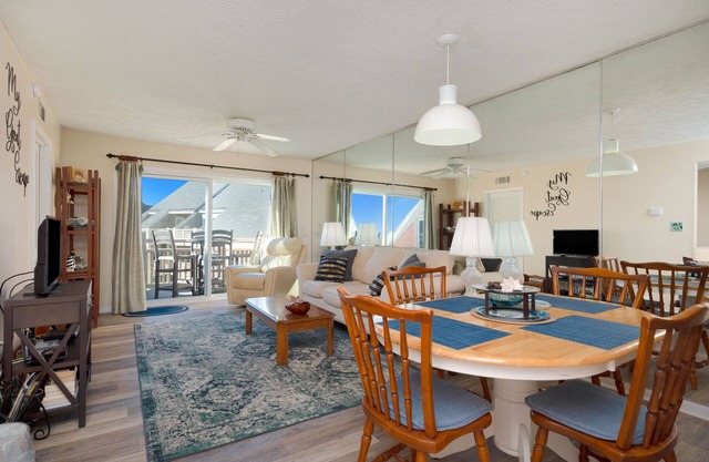 My Great Escape: Ocean View Condo with Seasonal Community Pool on Caswell Beach