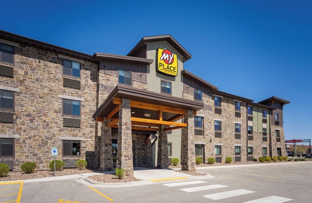 My Place Hotel - Green Bay