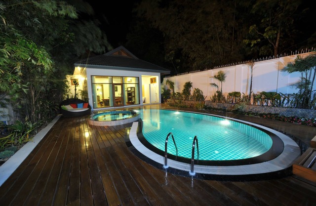 Myitkyina Plam Spring Resort Hotel