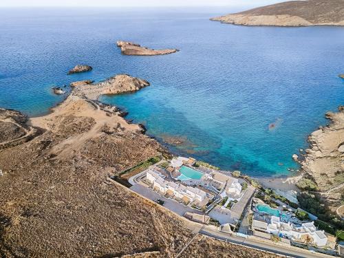 Mykonos Lolita, A Grecotel Resort to Live