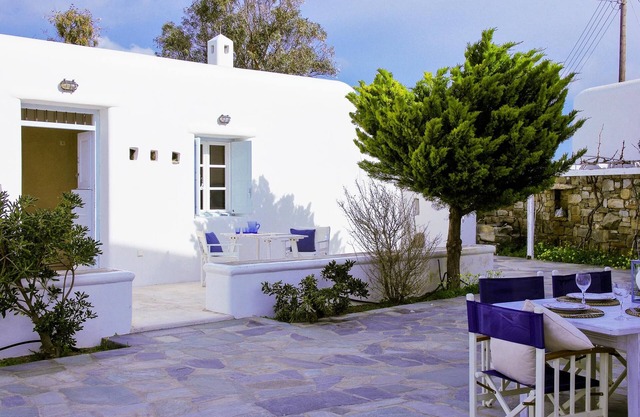Mykonos relaxing apartment with free parking