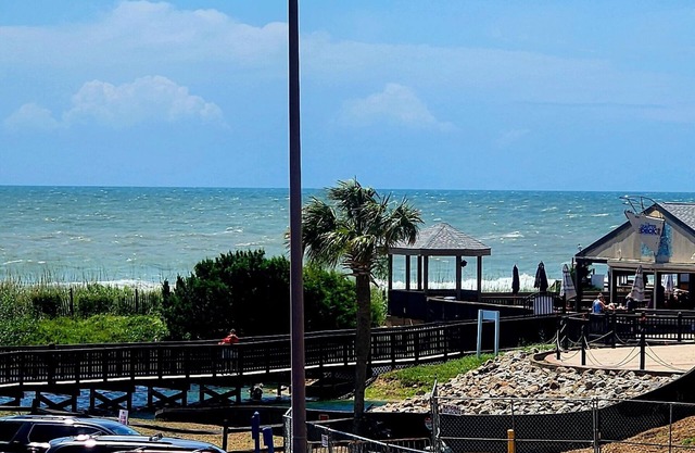 Myrtle Beach, Ocean View, Newly Remodeled 2 BR, 2 Bath ~ Also own VRBO 1298906