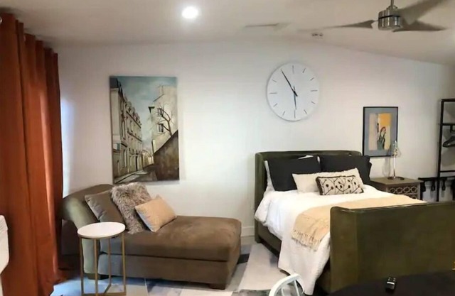 Myrtle Place 1 is a lovely studio apartment