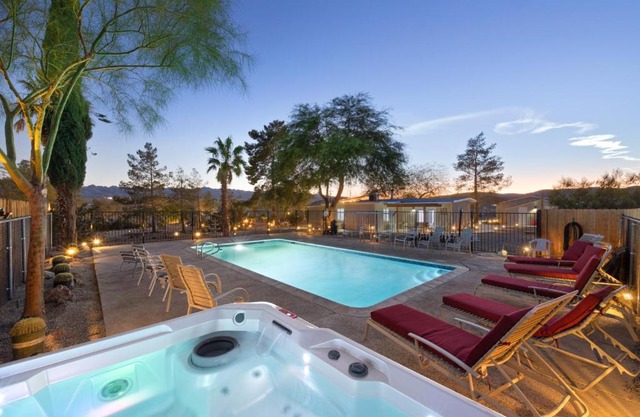 Mystic Views - Pool, Hot Tub, Game Room, Fire Pit & Desert Views home