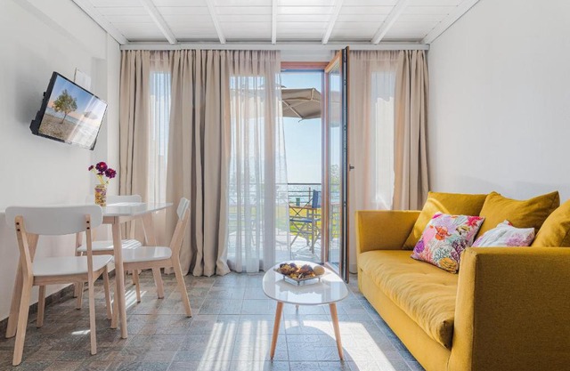Naftilos Residences II
