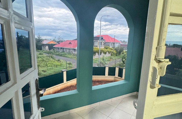 Naivasha Gate- Away Palace