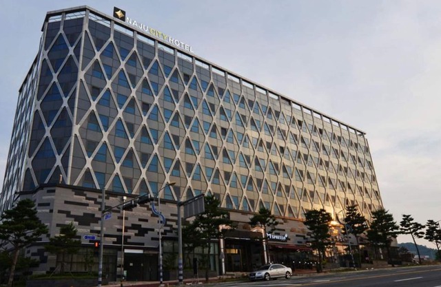 Naju Centum Hotel