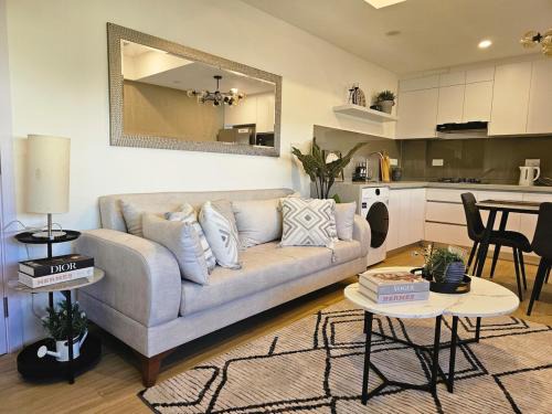 Nalahost 2BR ocean Breeze Apartment