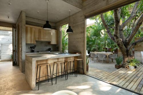 Nami - Casa Macu Saladita surf break