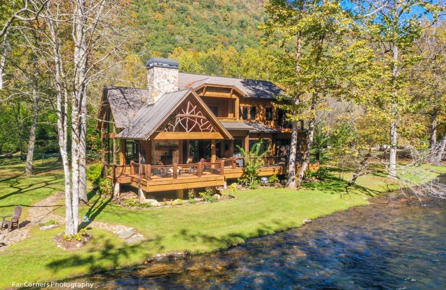 Nantahala River Bear Cabin