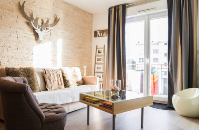 NANTES North center at the edge of Erdre, Vast bright appt & calm (2 rooms)