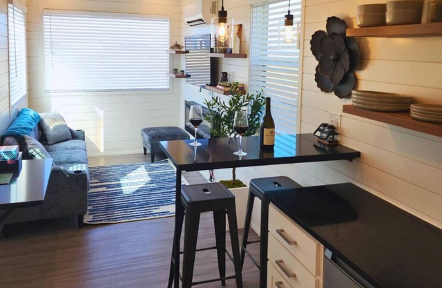 Napa Valley Station | Rooftop Patio | 1BR