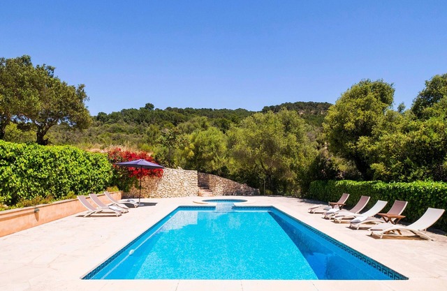 Natural Stone Villa with Pool: Villa Son Reus