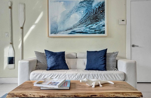 Nautilus Suite 2BD/2BA Miami Beach Villa Monaco