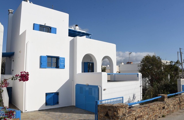 Naxos is the Way Summer Dream 2 Semi-basement apartment