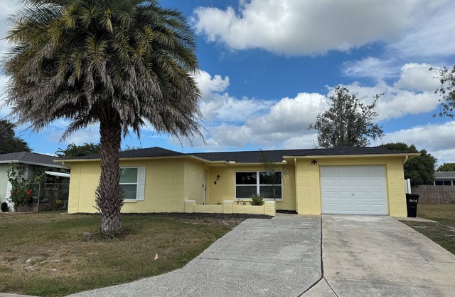 nCozy Gulf Coast Getaway 3 BR 2 BA house in charming Port Richey with WiFi, AC.