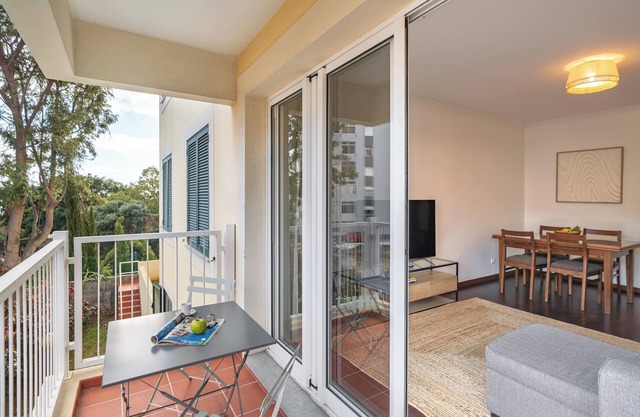 Near Funchal's Old Town - Santiago House