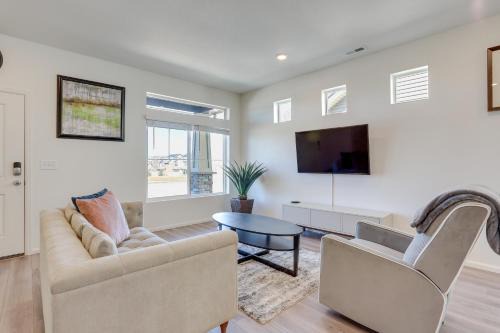 Near Hiking, Golfing and Fishing Colorado Retreat!