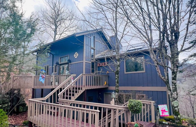 Near Hiking Trails: Beech Mountain Home w/Deck!