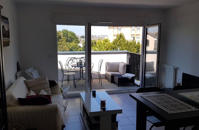 Near the beach of Le Sillon - Nice T2 classified 3* -STANDING -CALM -BALCON -All on foot