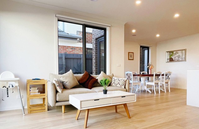 Near Westfield Fountain Gate/train Station/super Cozy Bed/4b3b1c