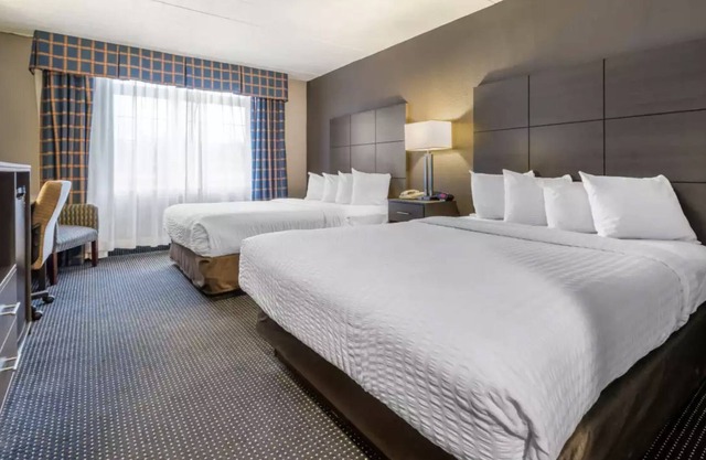 Neat room with bath close to the State Capital