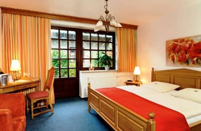 NEETH STANDARD ROOM - Flair Hotel Neeth