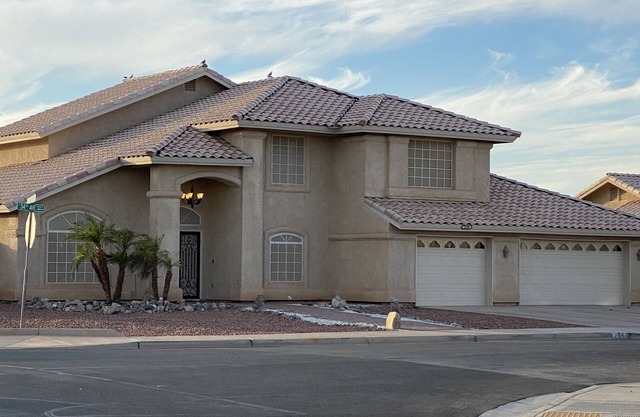 Neighborhood, Shopping, Sand Dunes, Colorado River, Hunters' dream.
