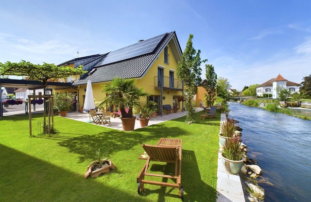 Neue Ferienwohnung 35qm u. Balkon in Sehr Schöner Lage, Direkt am Fluss