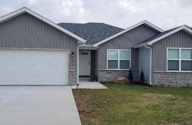 New 2021 home 3 BR, PEACEFUL GETAWAY Ozark