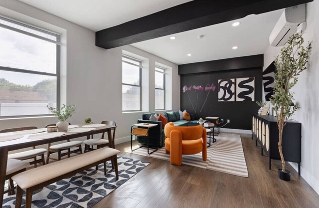 New 2Bed/1Bath | Parking | 10min to Downtown | Zoo