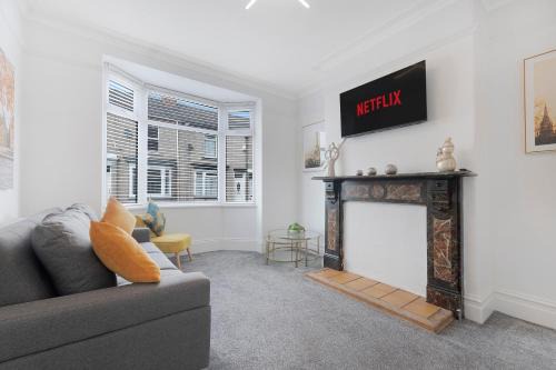 New! 2BR in Mowden Terrace