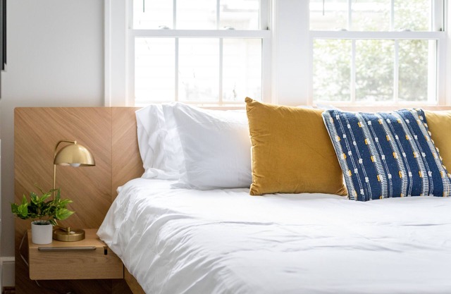 ★NEW! 3 mins to HPU w/cornhole,throwing axes,billiards,firepit★