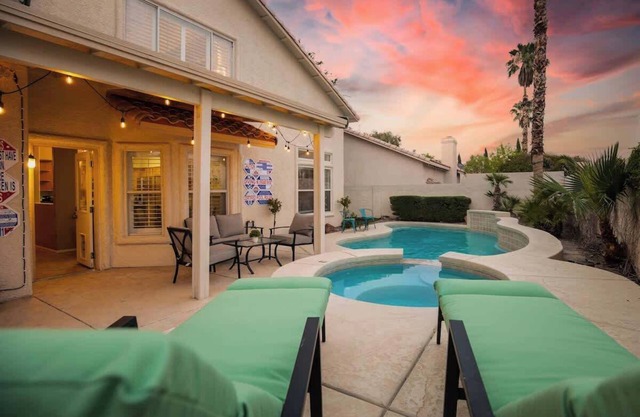 ❤️New 4BR/3Ba with Pool, 9 miles to LV Strip!